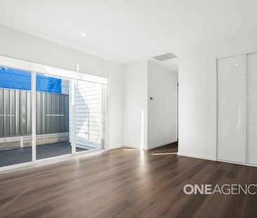 MODERN FAMILY HOME IN A QUIET HORSLEY LOCATION - Photo 2