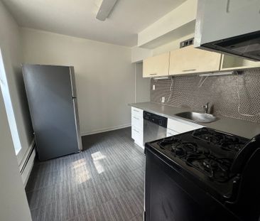 For Lease - 22 Brad Street Unit# #6, Toronto, Ontario - Photo 2