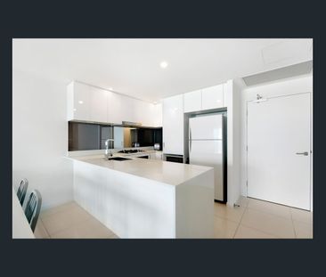 2909/5 Harbourside Court, Biggera Waters, Qld 4216 - Photo 2