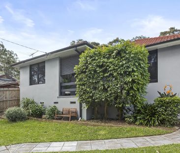 Updated Three Bedroom Home with Stunning Alfresco Entertaining - Photo 3