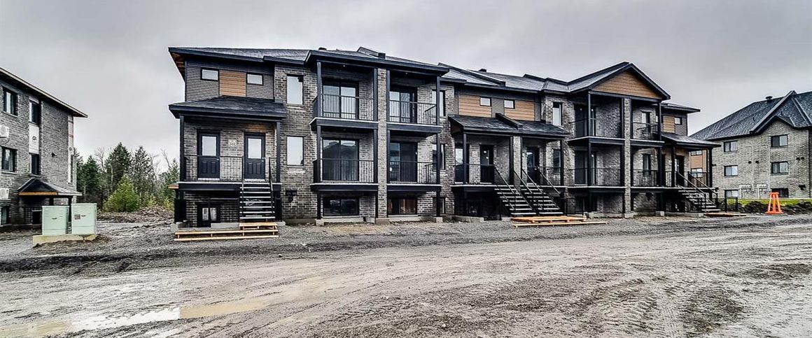 13 Rue De Liverpool (Aylmer) Très Grand 3 1/2 - Photo 1