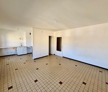 APPARTEMENT T1 A LOUER A ROANNE - FAUBOURG PARIS - Photo 1