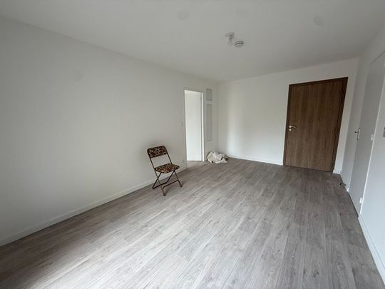 Location Appartement 2 pièces 42m² - Photo 1