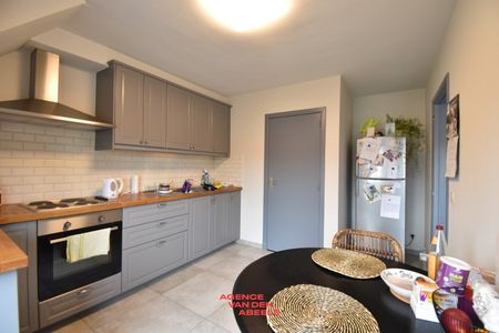 Vernieuwd appartement met 3 slaapkamers - Foto 2