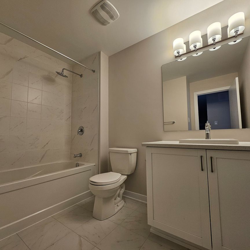 For Lease - 432 Epoch Street, Barrhaven, Ontario - Photo 1