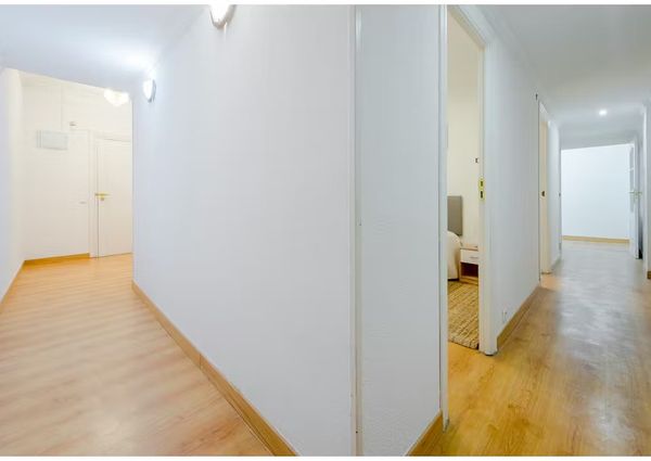 Calle de Pilar de Zaragoza, Madrid, Community of Madrid 28028