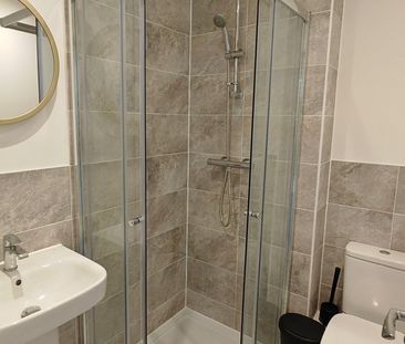 Room in a Shared House, Golledge Crescent, BS34 - Photo 5