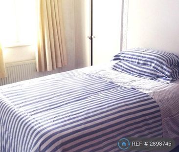 2 bedroom maisonette to rent - Photo 5