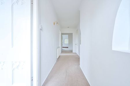 Ockford Road, Godalming, GU7 - Photo 5