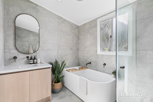 32 Power Street, Williamstown VIC 3016 - House For Rent | Domain - Photo 1