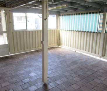 3 bedroom home - Photo 5