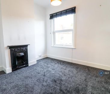 2 bedroom semi-detached house to rent - Photo 1