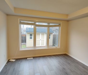 For Lease - 917 Farmstead Drive, Milton, Ontario - Photo 5