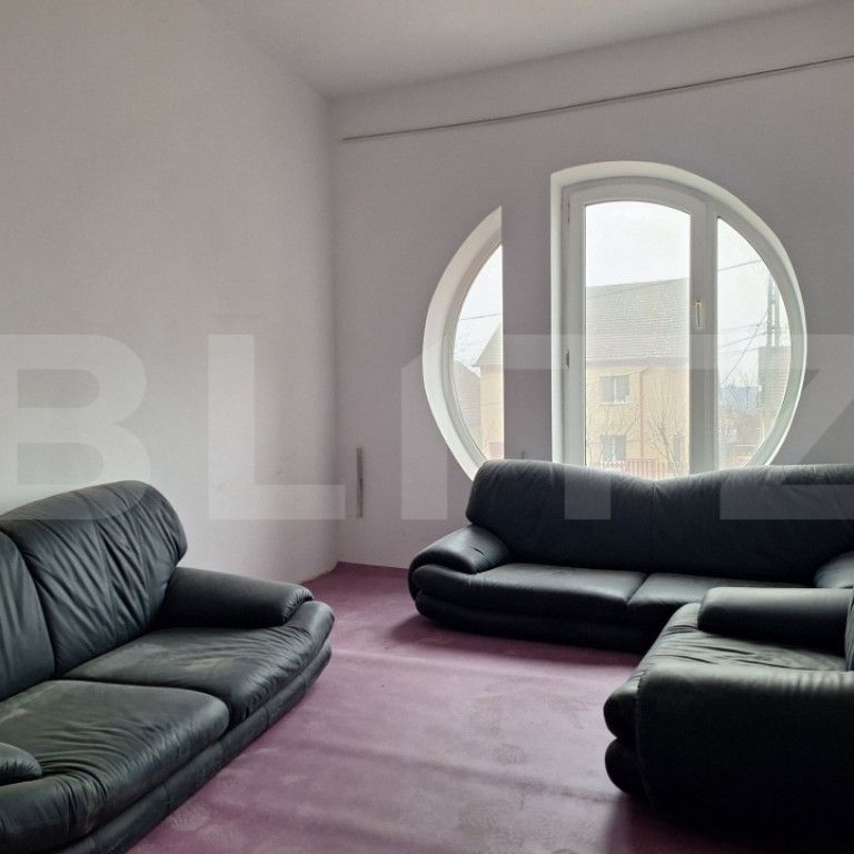 Vila, cazare muncitori, 11-15 camere, 600 mp, zona Mehala-Ti - Fotografie 1