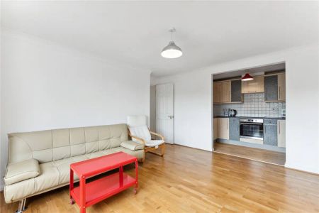 2 bedroom flat in Sopwith Way - Photo 4