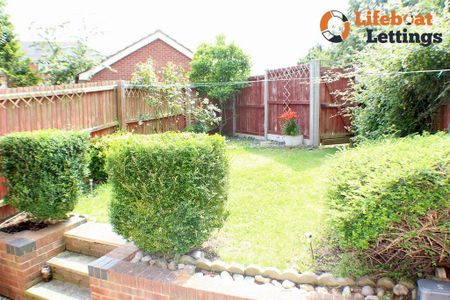 1 bedroom in a house share to rent - Photo 5