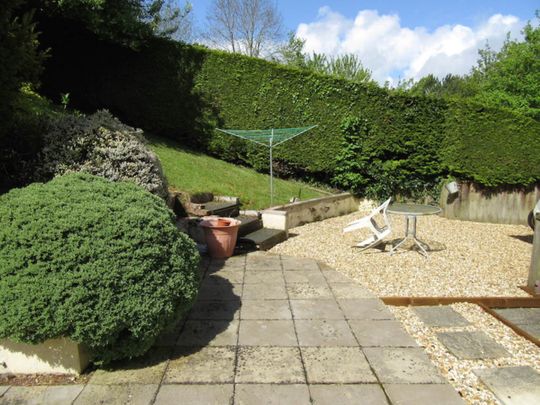 1 bed house / flat share to rent in Westminster Road, Exeter, EX4 - Photo 1
