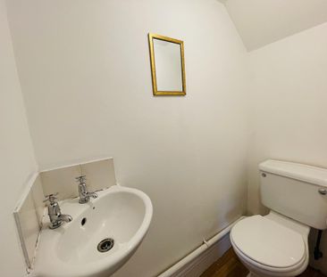 5 bedroom terraced house to rent - Photo 4