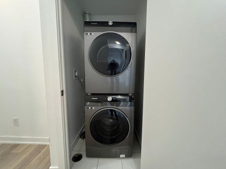 For Lease - 1603 Eglinton Avenue Unit# 902, Toronto, Ontario - Photo 5