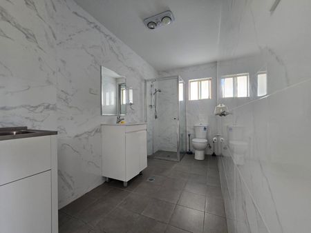 Renovated Granny Flat - Photo 3