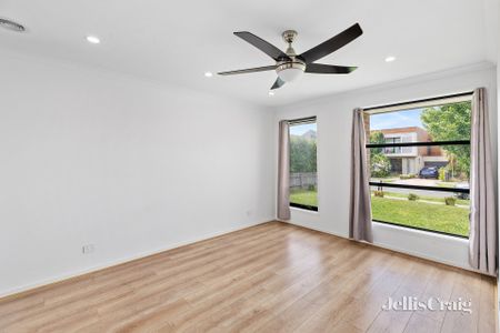 11 Ayton Street, Ivanhoe - Photo 5