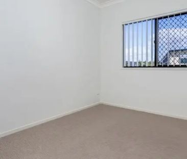 FANTASTIC LOCATION IN NORTH LAKES! - Photo 5