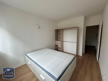 Location Appartement 3 pièces 59m² VILLEFRANCHE SUR SAONE 69400 - Photo 3