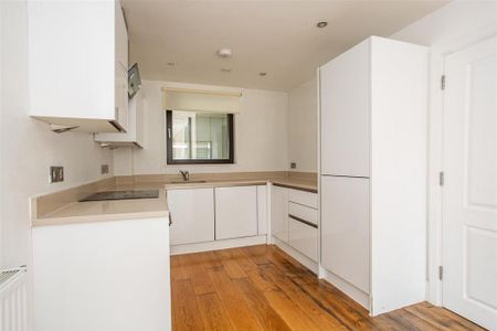 1 bedroom flat to rent - Photo 5
