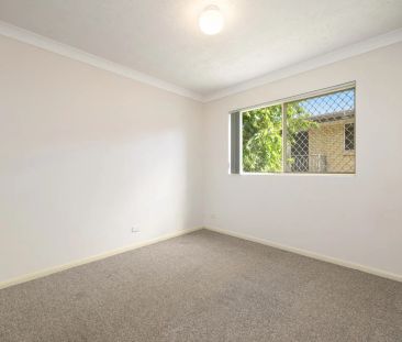 4/120 Pembroke Road, Coorparoo. - Photo 3