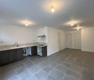 Appartement à louer 3 pièces • Castries - Photo 3