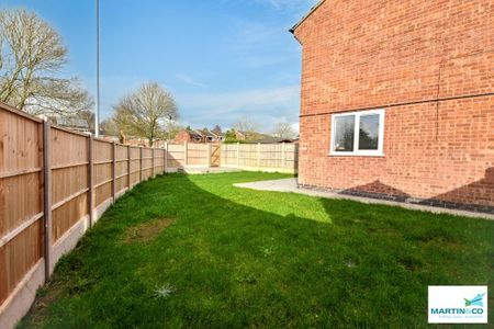 3 bedroom semi-detached house to rent - Photo 3