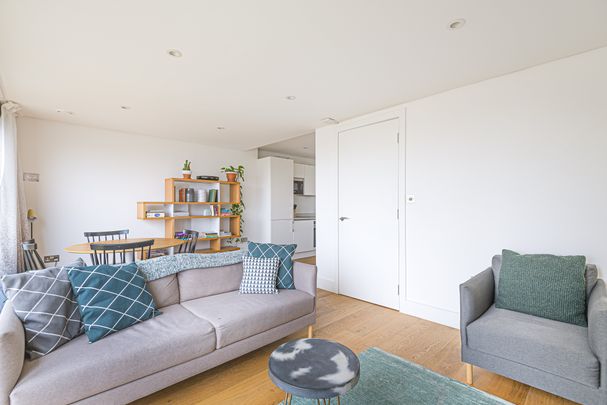 Commercial Road, Aldgate, London, E1 flat to rent - Photo 1