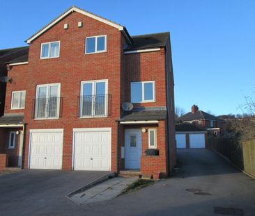 3 bed Terraced - To Let - Photo 3