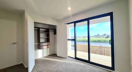 Pristine & Modern: Like a Brand-New Home! - Photo 3