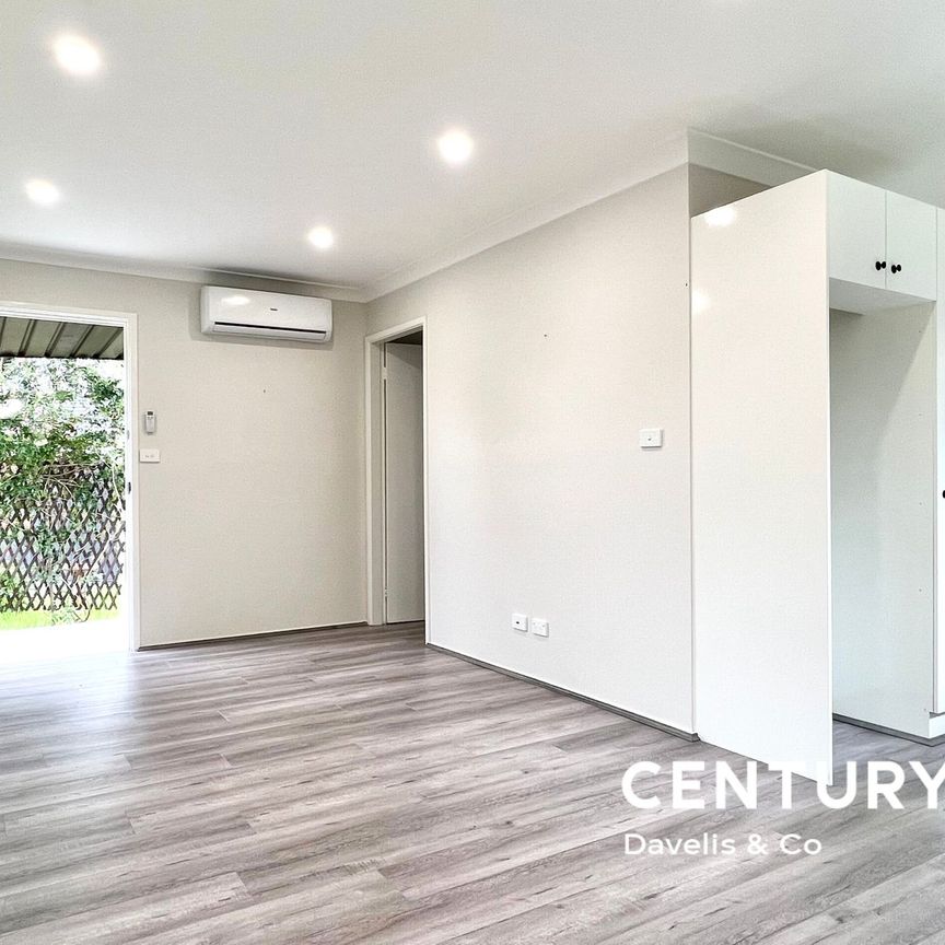 One Bedroom Granny Flat! - Photo 1