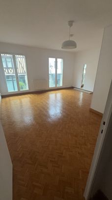 Location Appartement 1 pièce 38m² - Photo 1