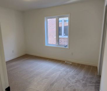 For Lease - 181 Forestwalk Street, Kitchener, Ontario - Photo 5