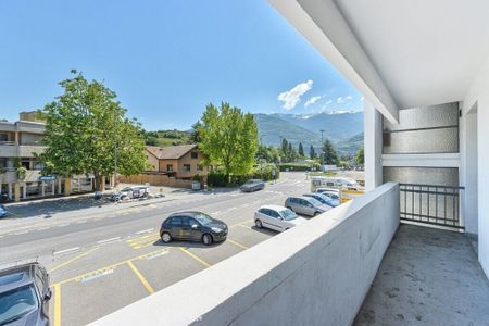 A saisir ! Idéalement situé au centre-ville de Conthey ! - Foto 3