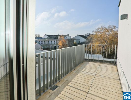 LEOPOLD XXI – Lichtdurchflutete 3-Zimmer-Dachgeschosswohnung mit 2 Balkonen! - Photo 1