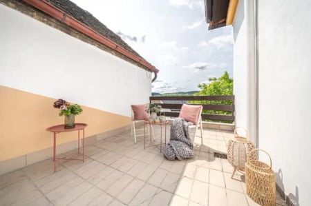 Pronájem bytové jednotky 2+1 ve dvougeneračním RD, Beroun - Фото 4