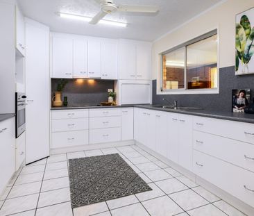 Spacious Four-Bedroom Family Home with Multiple Living Areas & Qual... - Photo 2