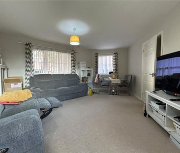 3 bedroom detached house to rent - Photo 2