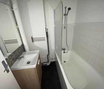 LAVAL, appartement T3 de 54 m² - Photo 5