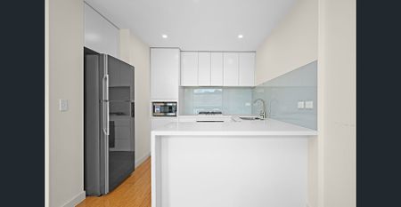 Furnished townhouse style apartment - Photo 5