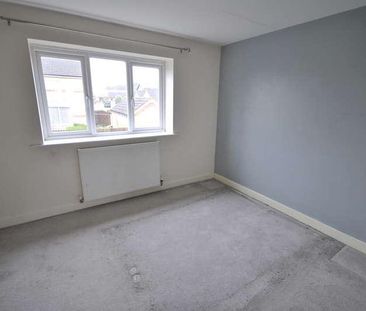 Hesley Road, Harworth, DN11 - Photo 6