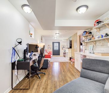 For Lease - 2136 Galloway Street Unit# Upper, Innisfil, Ontario - Photo 6
