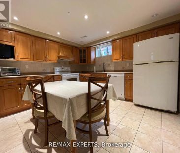 12 BLUE HAVEN CRESCENT - Photo 6