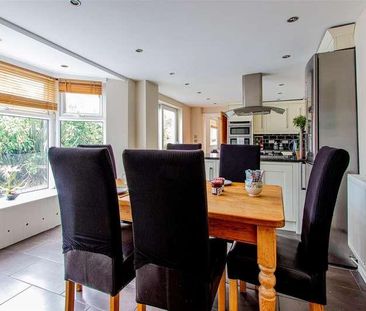 Wyndham Crescent, Pontcanna, Cardiff, CF11 - Photo 5