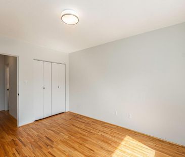 Viscount Manor Apartments - Photo 3