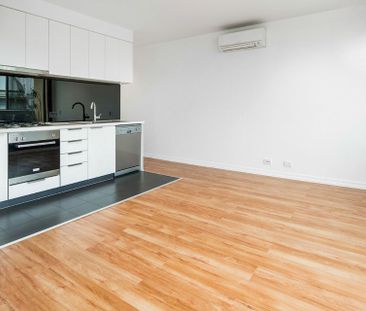 Unit 102/107 Hawke Street, West Melbourne. - Photo 5